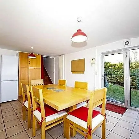 House Near Distant View To Eiffel Tower 4* Παρίσι